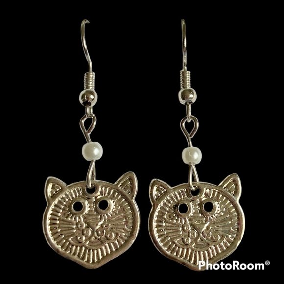 Pearl Kitty Cat Earrings Vintage Charms Lion Tiger Silver Plated Rescue Mom Gift - Picture 6 of 12